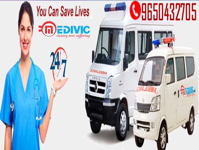 This image has an empty alt attribute; its file name is medivic-icu-ambulance-india.jpg